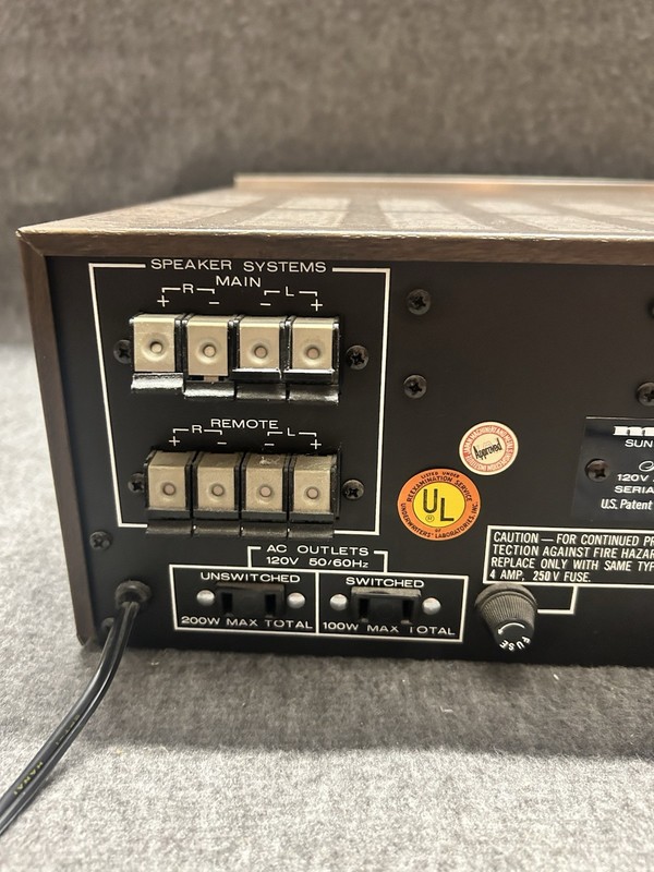Vintage MARANTZ Model 2270 Serial#4076 Stereophonic Receiver Japan gallery