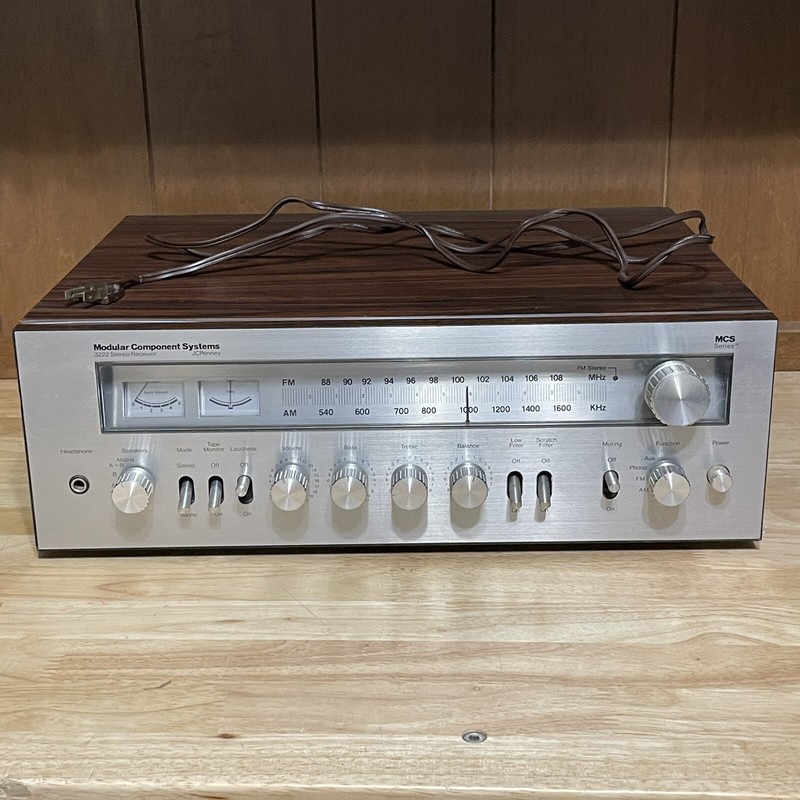 Vintage MCS Modular Component Systems 3222 Stereo Receiver Powers On FOR PARTS