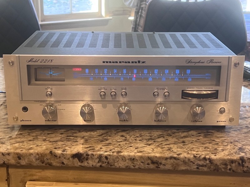 Vintage Marantz Model 2218 AM/FM Stereo Receiver 1978 Audiophile