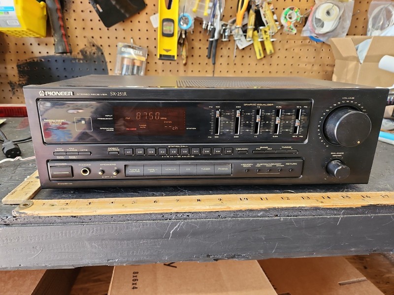 Vintage Pioneer SX-251R Stereo Receiver Audiophile