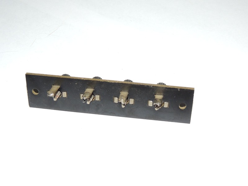 Kenwood Model Eleven Antenna Connection Terminal E20-0429-05 gallery