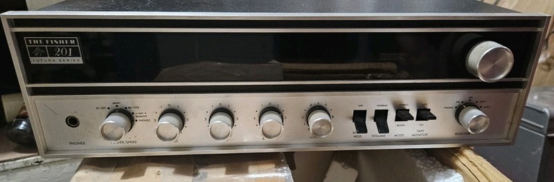 VINTAGE THE FISHER 201 FUTURA SERIES AM-FM STEREO RECEIVER FOR PARTS NOT WORKING