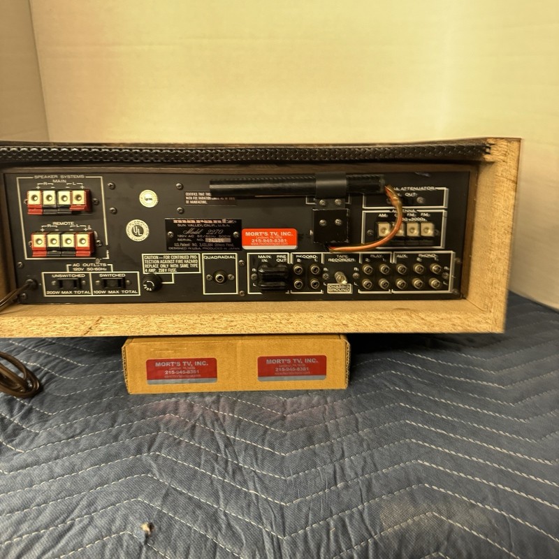 MARANTZ 2270 VINTAGE AM/FM STEREO RECEIVER - SERVICED - CLEANED - TESTED gallery