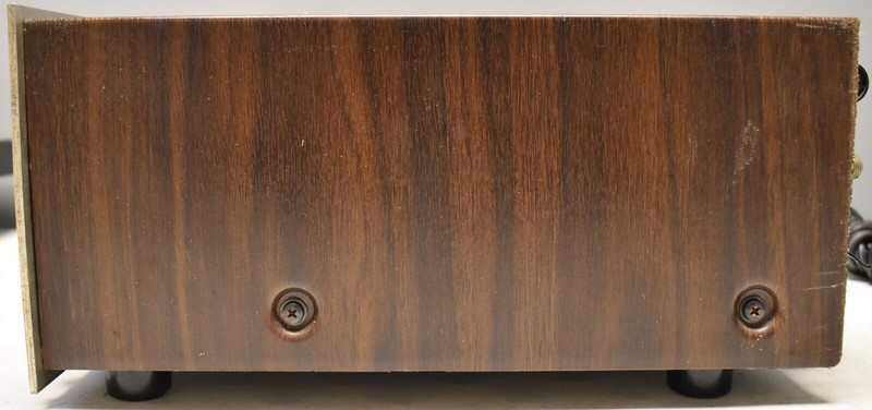 Vintage Marantz Stereophonic Receiver Model 2215B gallery