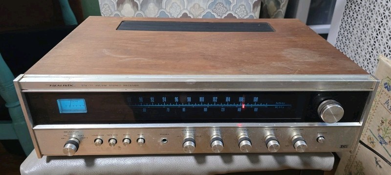 Realistic STA-77 Vintage Quatravox (1977) AM/FM Stereo Receiver