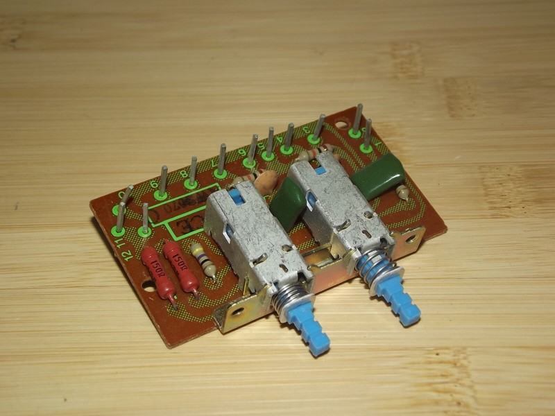 Pioneer SX-1010 Stereo Receiver Original Switch Boar AWS-070 Part