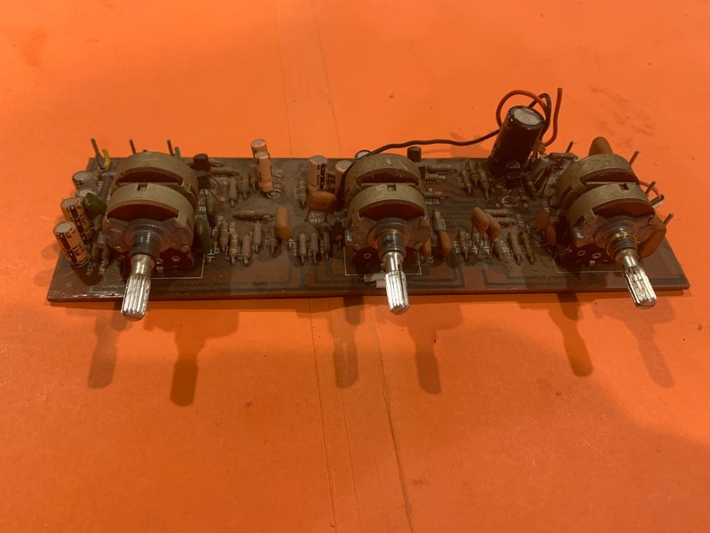 Marantz 2225 Stereo Receiver Parting Out - PE01 Tone Amplifier Assembly gallery