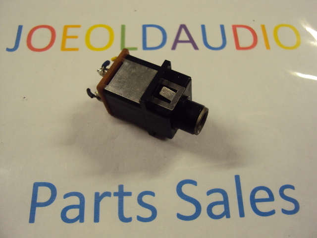 Kenwood KR 9600 Headphone Jack. 1/4″. Tested. Parting Out KR 9600 Receiver.