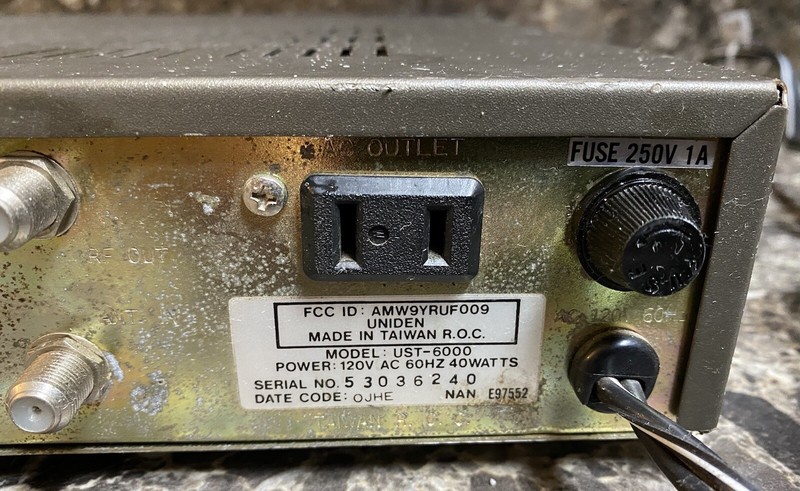 Uniden UST-6000 Stereo Satellite Receiver Vintage Tested Used gallery