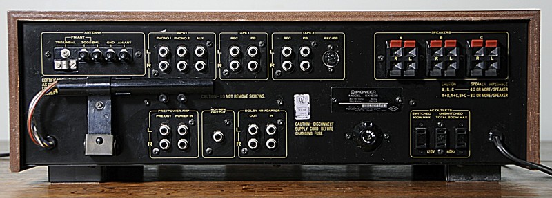 Vintage Pioneer SX-838 Stereo Receiver gallery