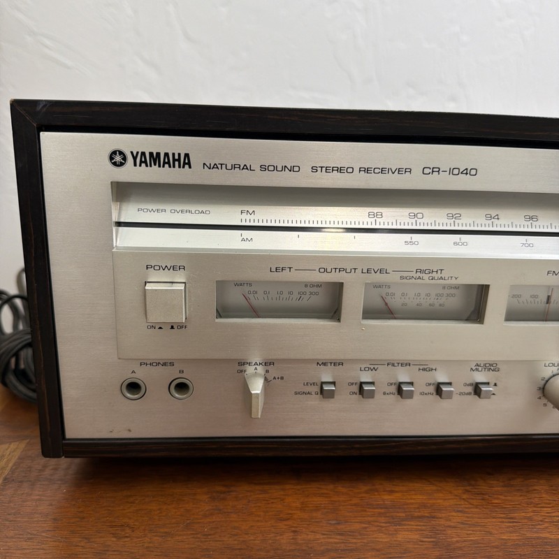 Yamaha CR-1040 Stereo Receiver Vintage Powers On No Sound Parts Repair Japan 70s gallery