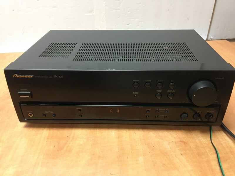 Pioneer SX-205 Stereo Receiver – Tested and Working – No Remote