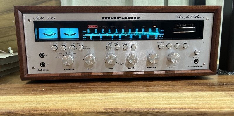 MARANTZ 2270 Vintage Receiver RECENT FULL SERVICE WITH WALNUT CASE