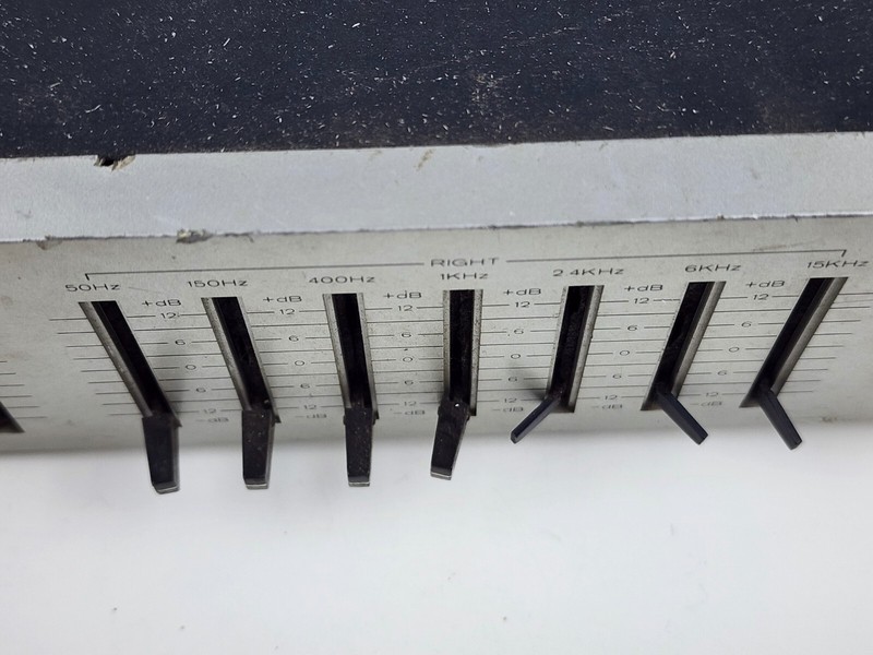 Vintage Realistic 31-1989 Seven 7 Band Graphic Equalizer EQ Untested powers on gallery