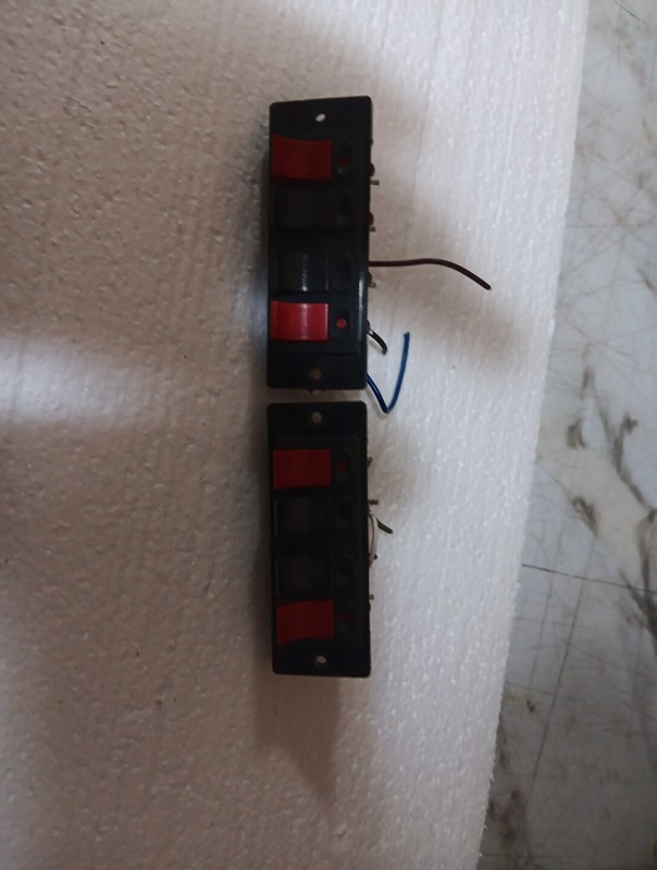 Project One Mark IIB Stereo Receiver Speaker Jacks Lot Of 2