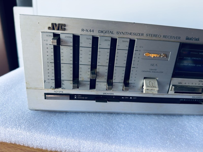 JVC R-X44 Digital Synthesizer Stereo Receiver Quartz Lock 5-Band Equalizer gallery