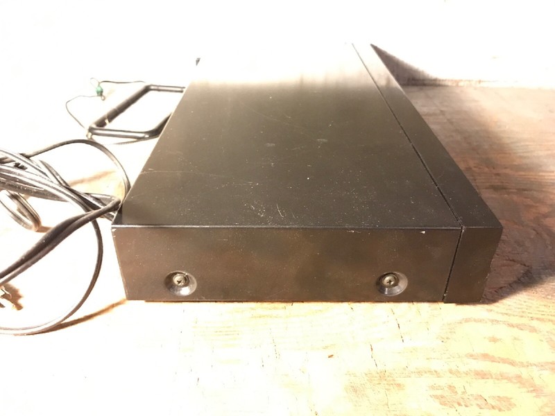 Studio Standard By Fisher AM/FM Stereo Synthetizer Tuner FM-39 gallery
