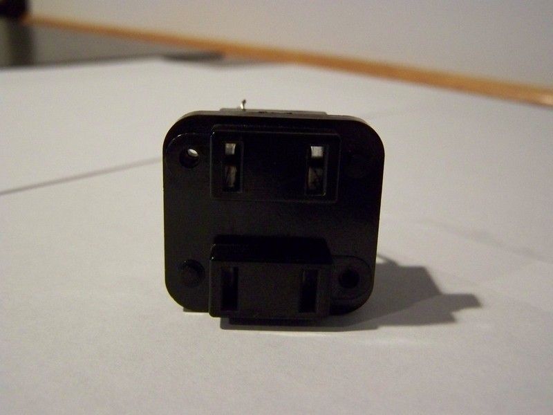 Pioneer SX-3700 SX-3600 SX-3500 SX-3400 SX-820 SX-720 AC Outlet AKP-039 gallery