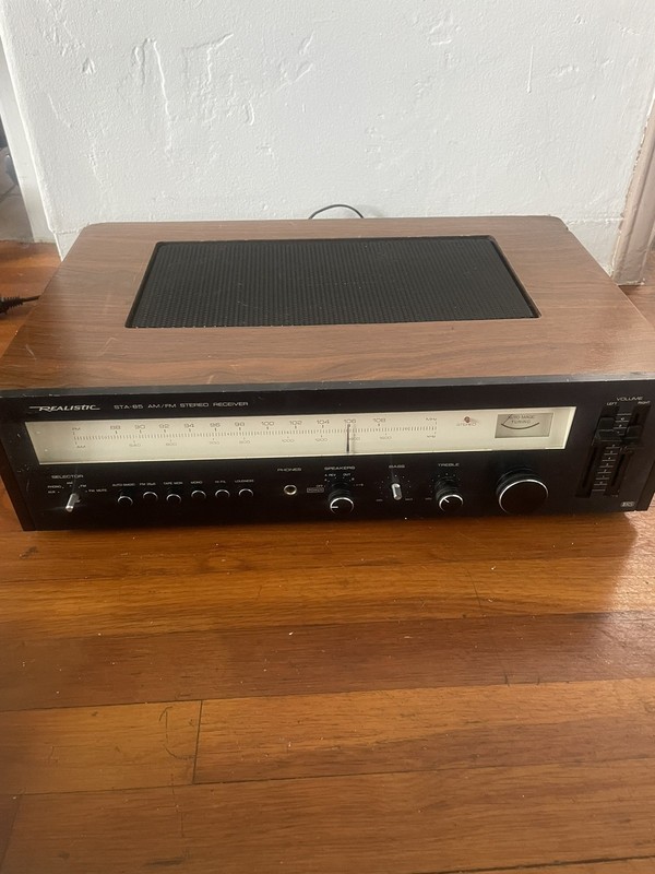 Realistic STA-85 AM/FM Stereo Receiver Vintage 1979