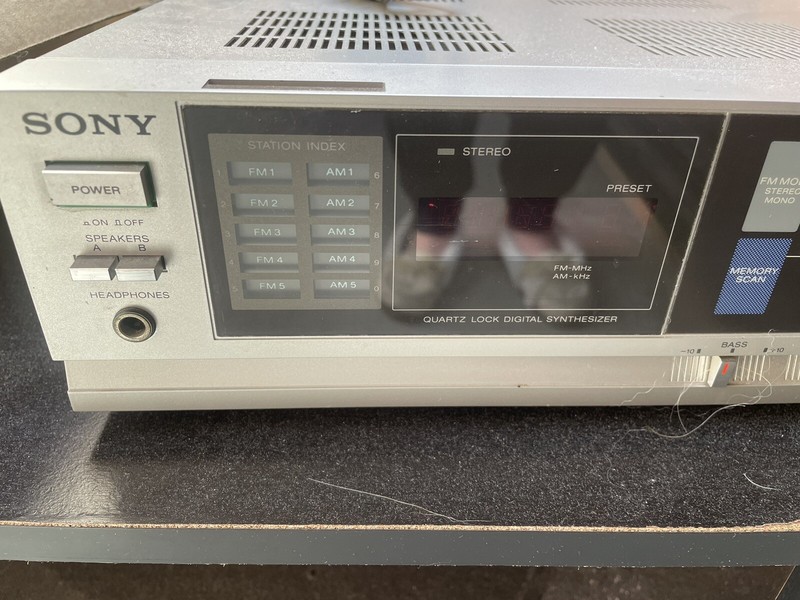 Vintage Sony STR AV-230 AM/FM Stereo Receiver Used gallery
