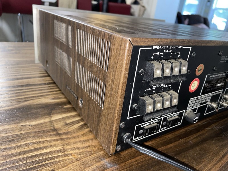 Vintage MARANTZ Serial#13447 MODEL 2270 Stereophonic Receiver Tested Video See gallery
