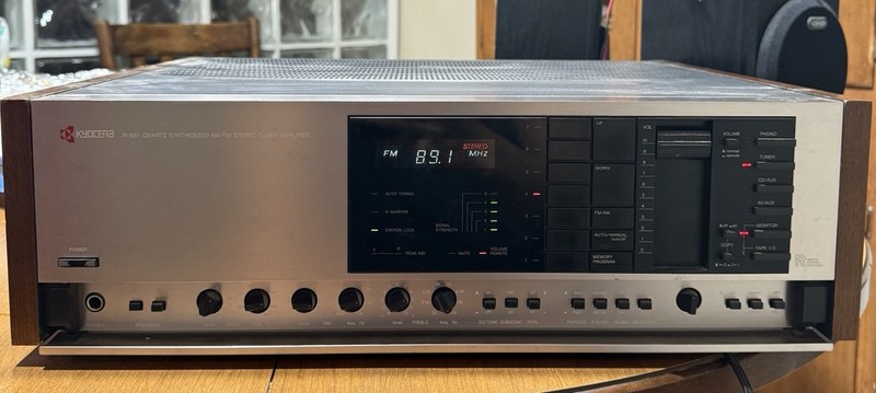 Kyocera R-861 Quartz Synthesized Stereo Tuner/Amplifier TESTED, Working Order