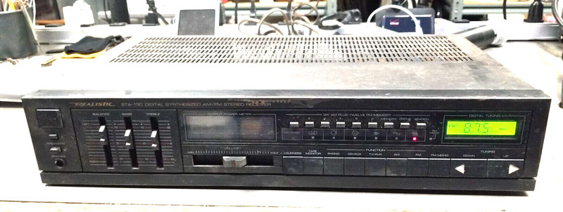 Vintg 1988-89 Realistic STA-130 Stereo Receiver Tested Fully Functional 30 WPC gallery