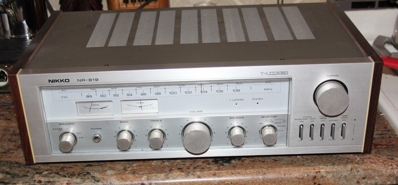 Nikko NR-819 T-Locked AM/FM Stereo Receiver *Parts or Repair*