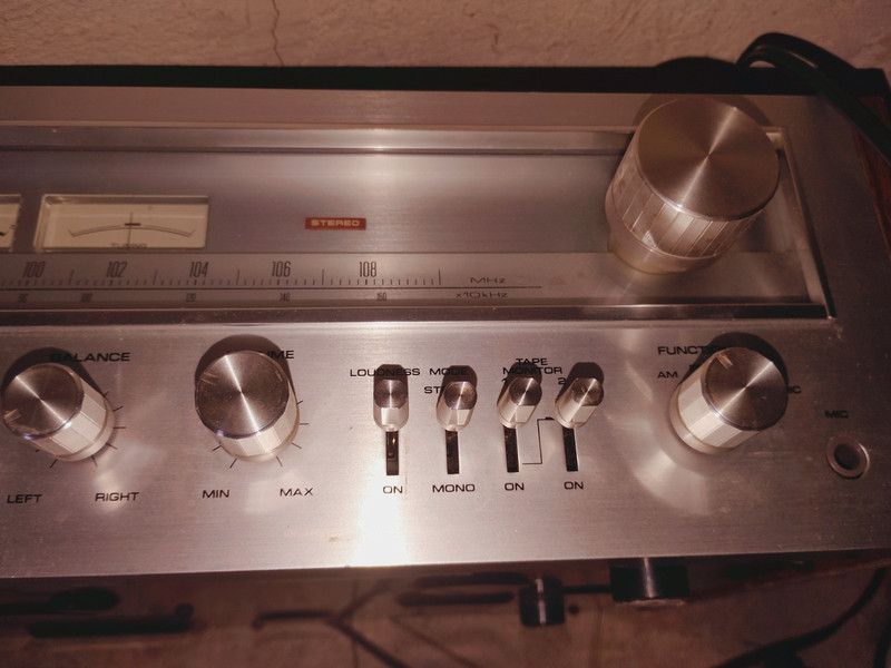 Pioneer SX-650 Vintage Stereo Receiver Silver Face Model SX-650