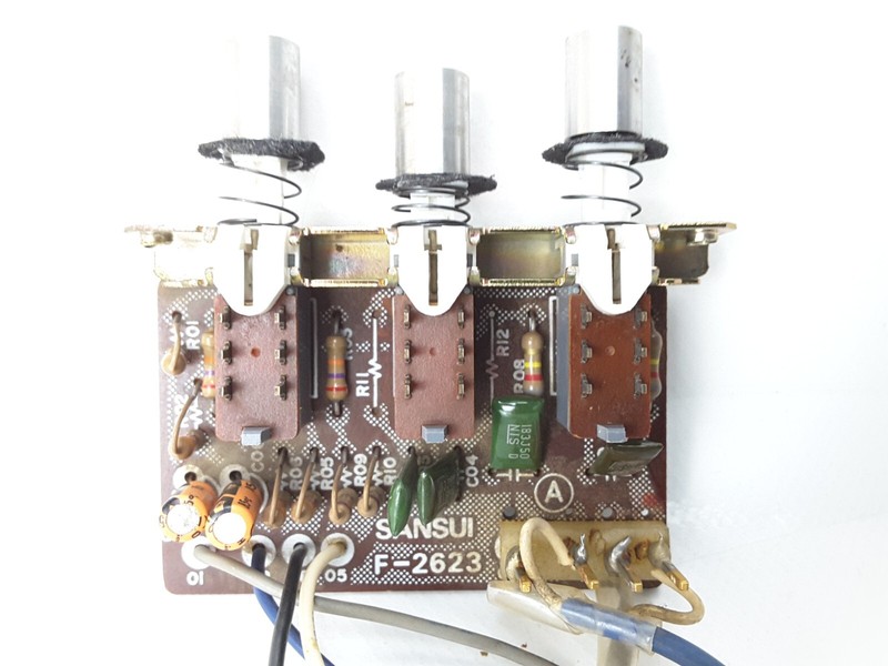 SANSUI 9090DB RECEIVER PARTS: f-2623 HI-LO FILTER MUTE SWITCH WHIT BUTTONS
