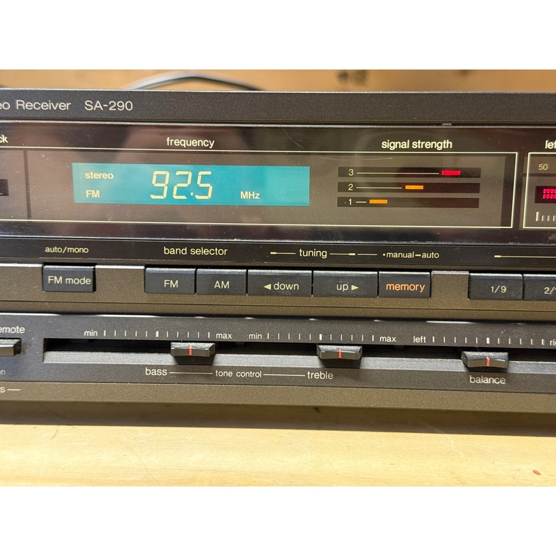 Technics SA-290 AMFM Stereo Receiver Quartz Digital Synthesizer tested works 80s gallery
