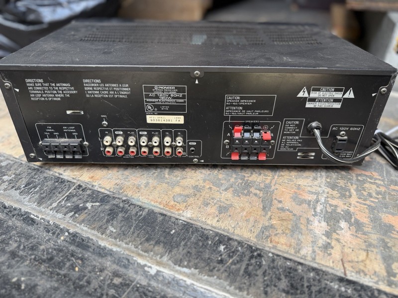Vintage Pioneer SX-255R Stereo Receiver gallery