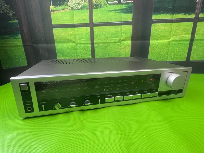 Scott AM/FM Stereo Receiver Model 319RA