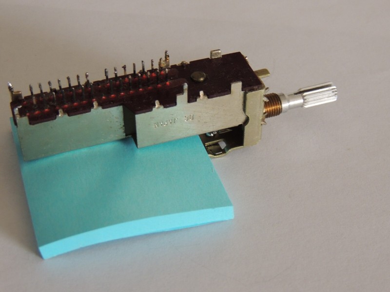 Yamaha CR-820 5 Step Rotary Switch KA50039 gallery
