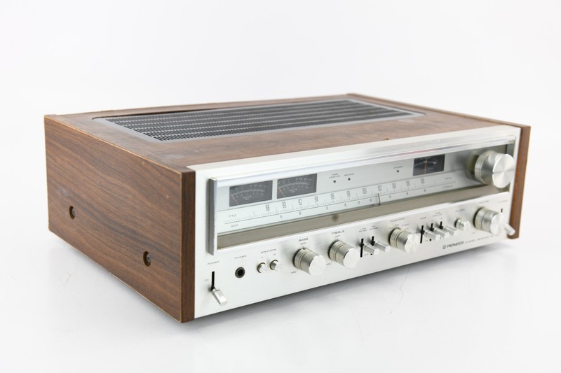 Vintage Pioneer SX-780 Stereo Receiver - Silver Face - Pro Serviced - Great Cond gallery