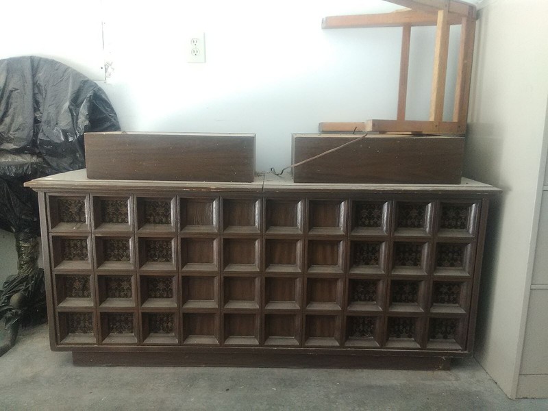 Capehart Cabinet Stereo 1970's gallery