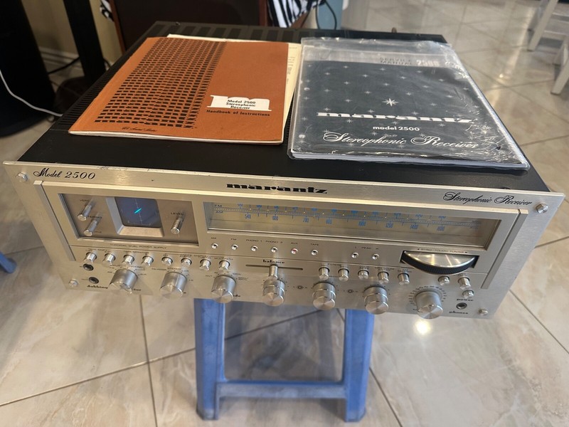 Marantz 2500 Vintage Stereophonic Receiver gallery