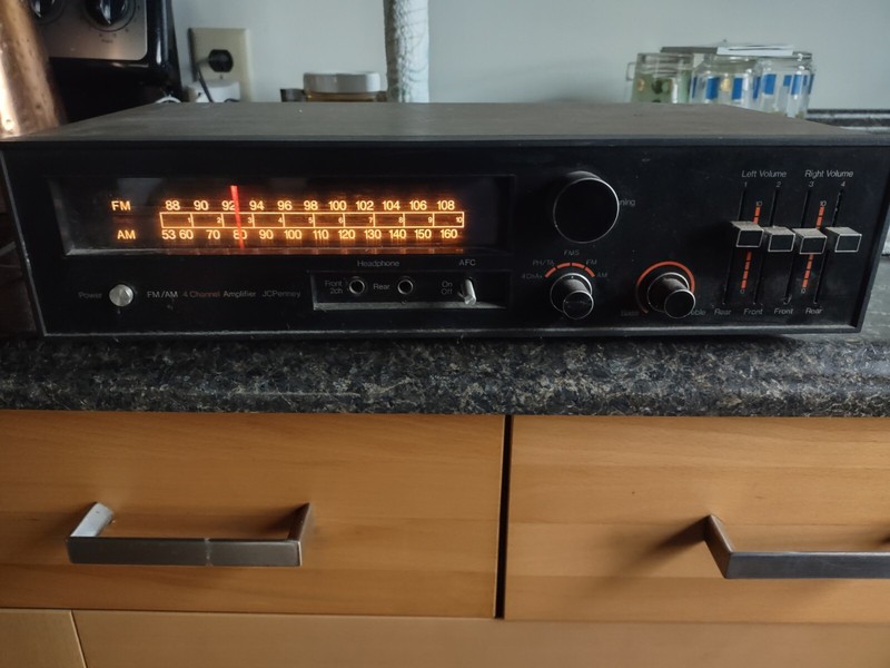 J.c. Penny Fm- Am 4 Channel Stereo Receiver 8 Track – Model 1707 – Powers up!