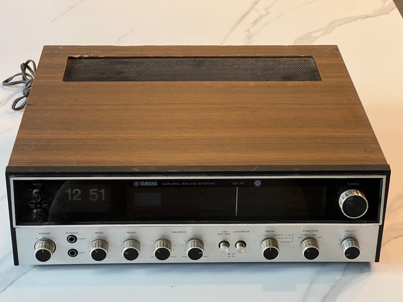 Yamaha CS-70R Vintage Stereo Receiver – Untested