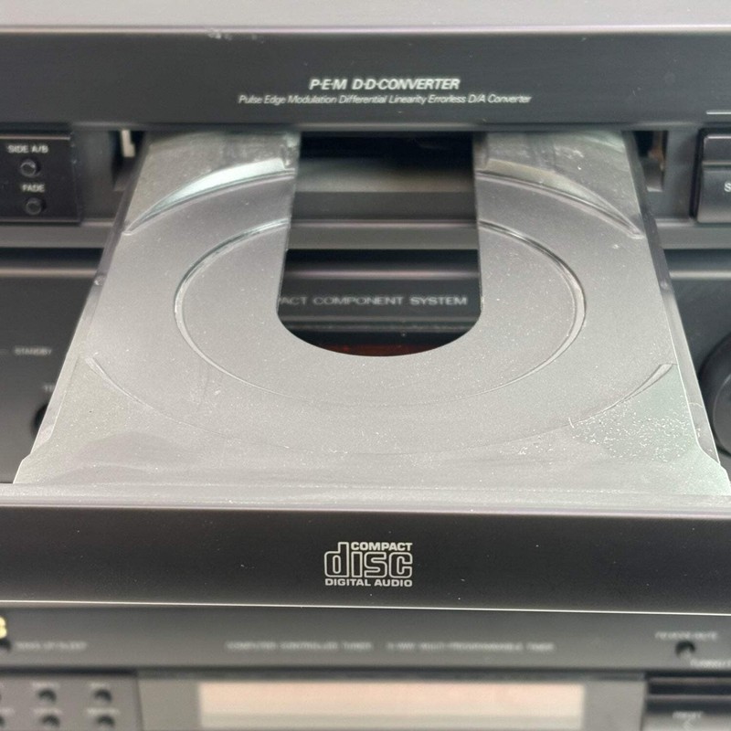 Broken JVC CA-MX44BK CD Dual Cassette Tuner Cd Player Does Not Read Disc gallery