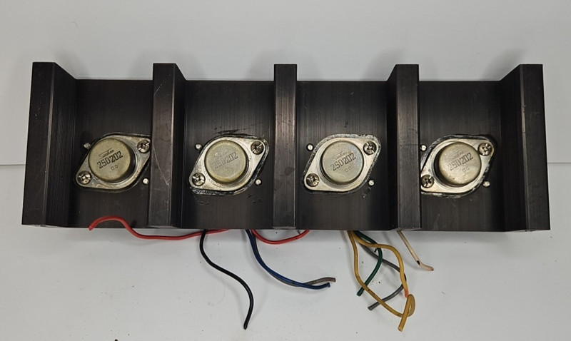 OEM Original Vintage Sansui 2000X Stereo Receiver Output Transistor Panel Parts