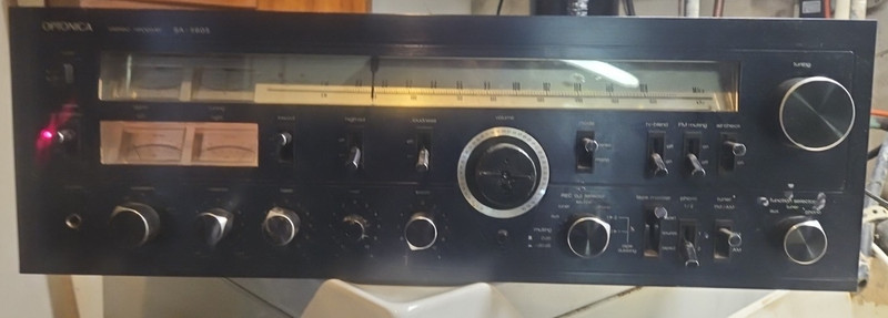 OPTONICA Stereo Receiver Model SA-5605- for parts or restoration