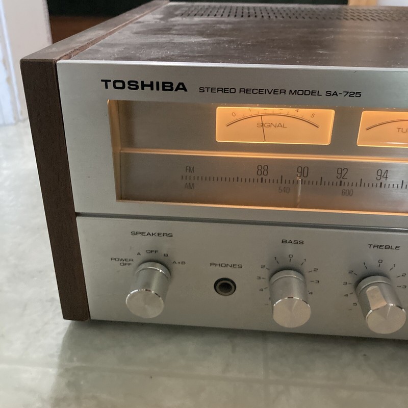 Toshiba SA-725 AM/FM Stereo Receiver gallery