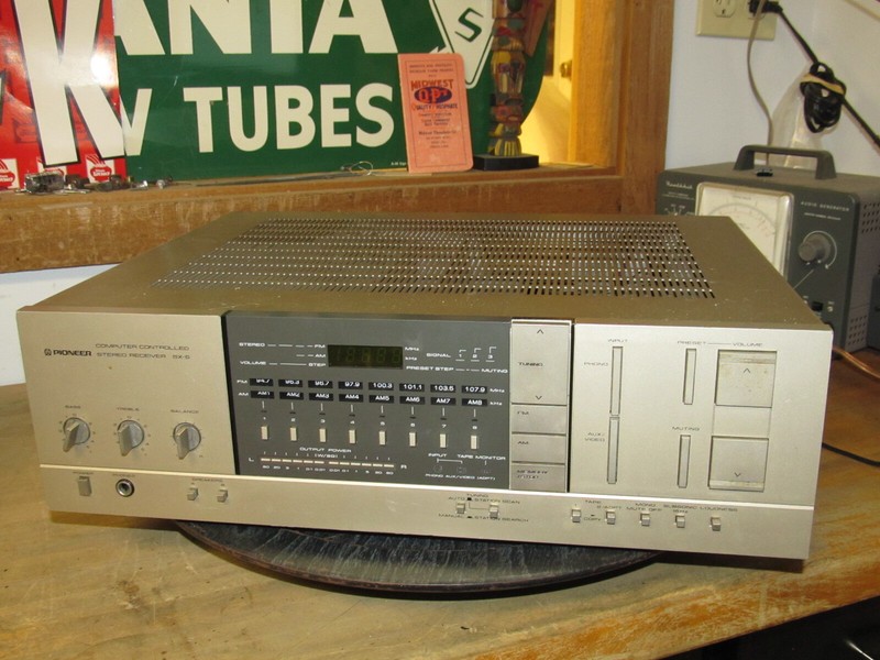 Vintage Pioneer SX-6 FM/AM Computer Controlled Stereo Receiver, NEEDS SERVICE