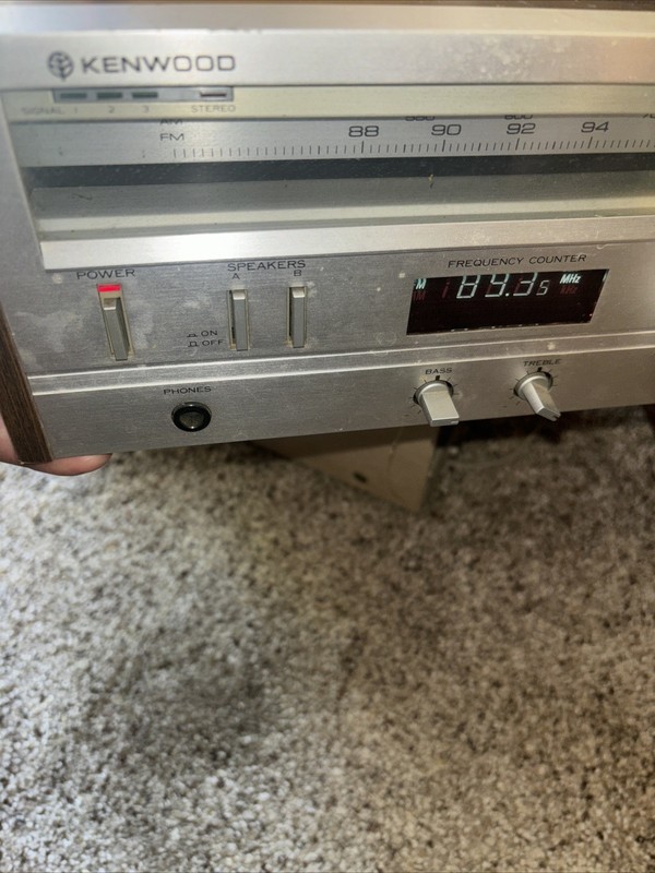 VINTAGE Kenwood KR-720 AM/FM Stereo Tuner Amplifier Receiver Tested gallery