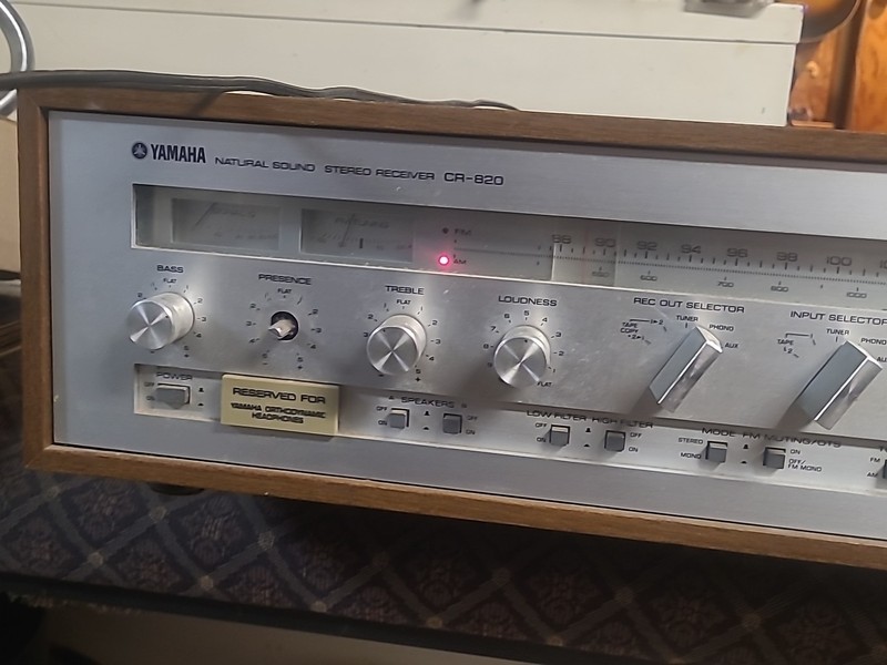 Yamaha CR-820 Natural Sound Stereo Receiver As Is For Parts Repair READ gallery