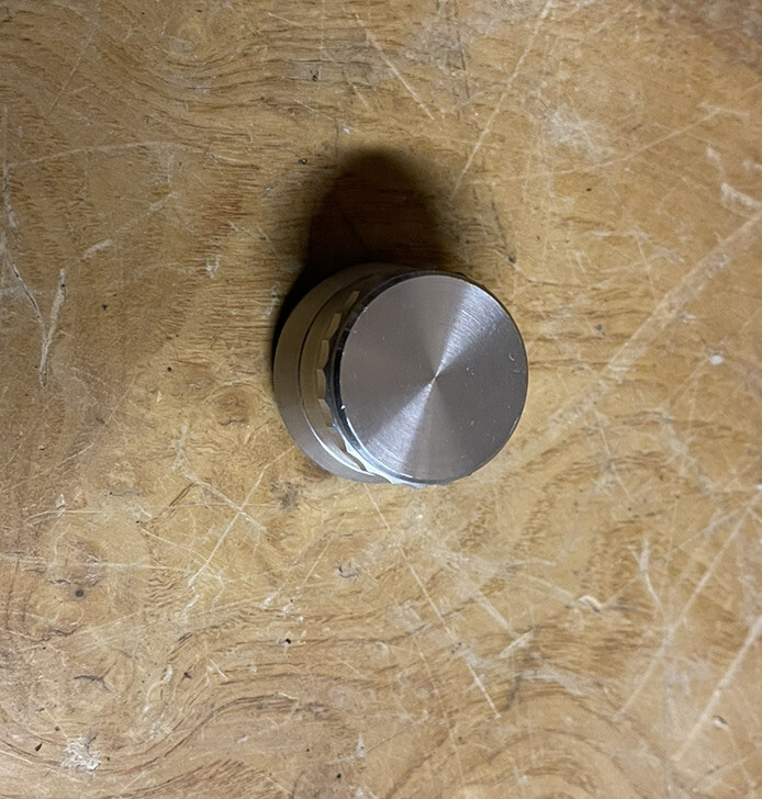 Kenwood KR-9400 Receiver Parts Out - Knob For Speaker Selector Balance Volume gallery