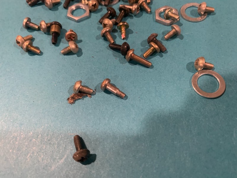 PIONEER SX-535 Stereo Receiver - Parting Out - Tear Down Hardware gallery