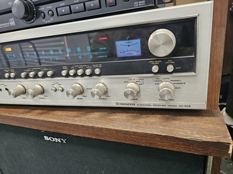 Pioneer QX-949 Quadraphonic Receiver Vintage – no sound gallery