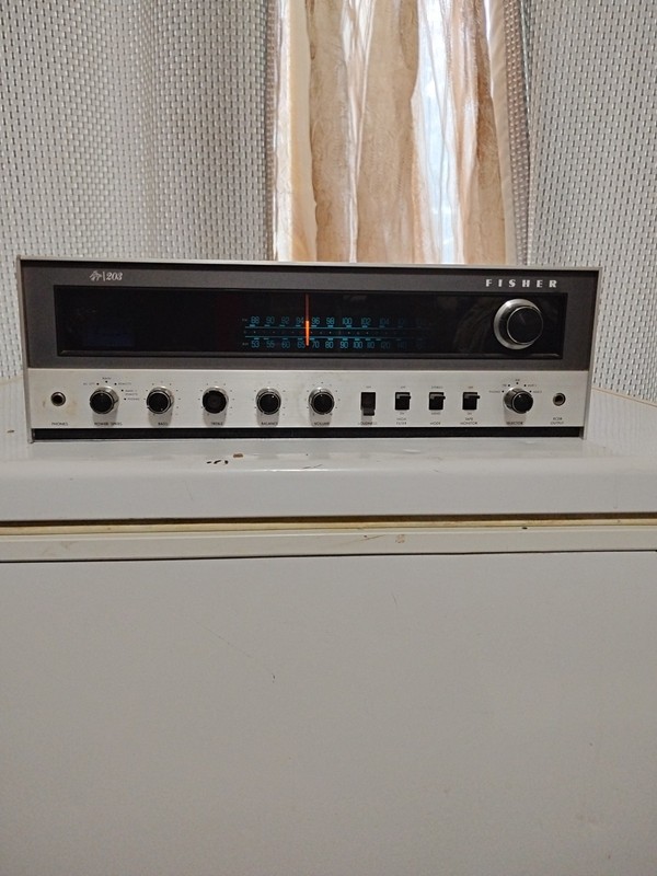 FISHER 203 STEREO RECEIVER